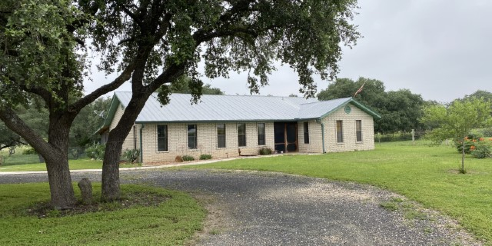 883 FM 2690, Uvalde, 78801, 3 Bedrooms Bedrooms, 7 Rooms Rooms,2 BathroomsBathrooms,Homes With Acreage,Sold,FM 2690,1125