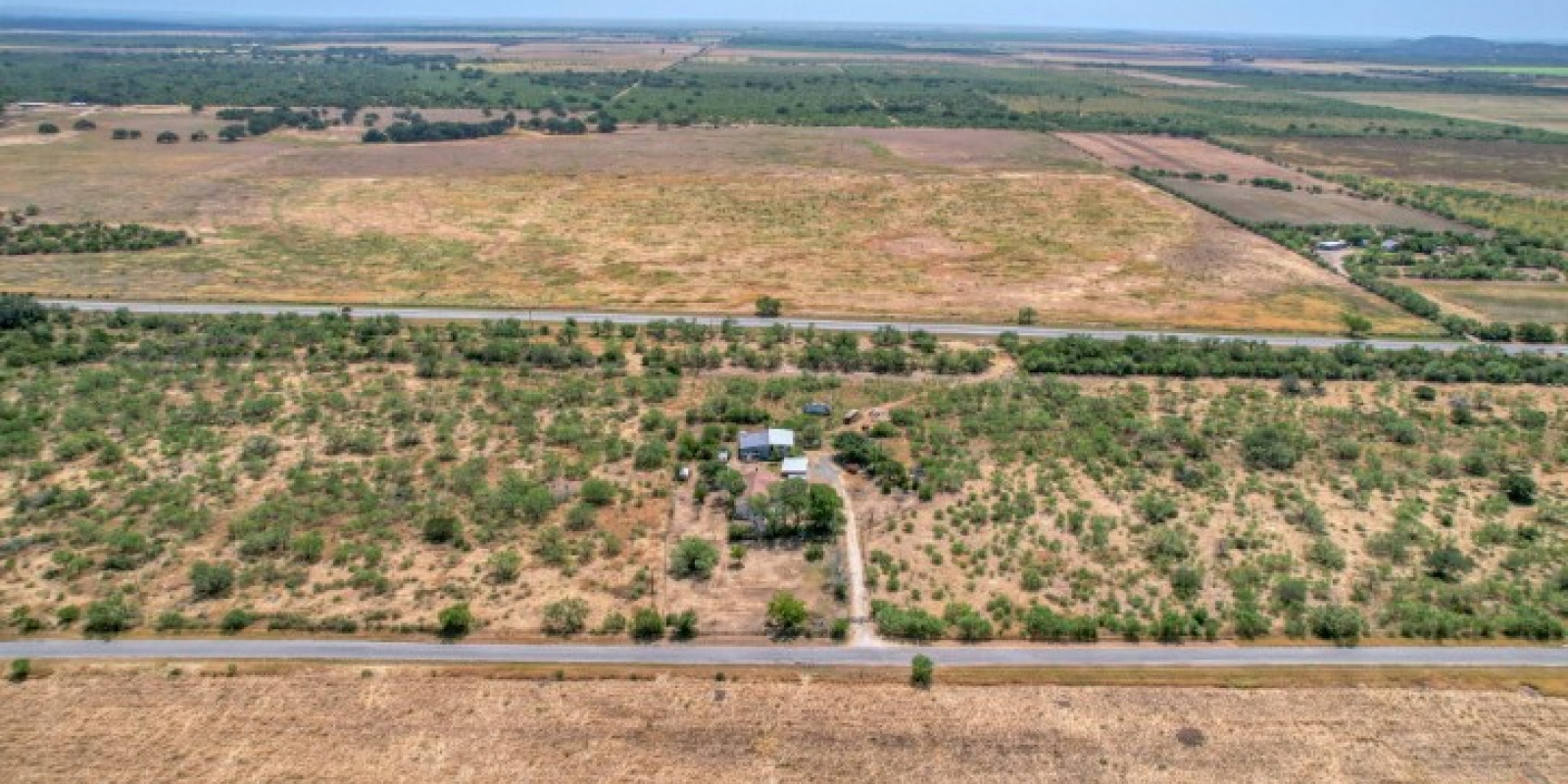 486 CR 429, Uvalde, 78801, 5 Bedrooms Bedrooms, 11 Rooms Rooms,3 BathroomsBathrooms,Farm and Ranch,For Sale,CR 429,1,1126